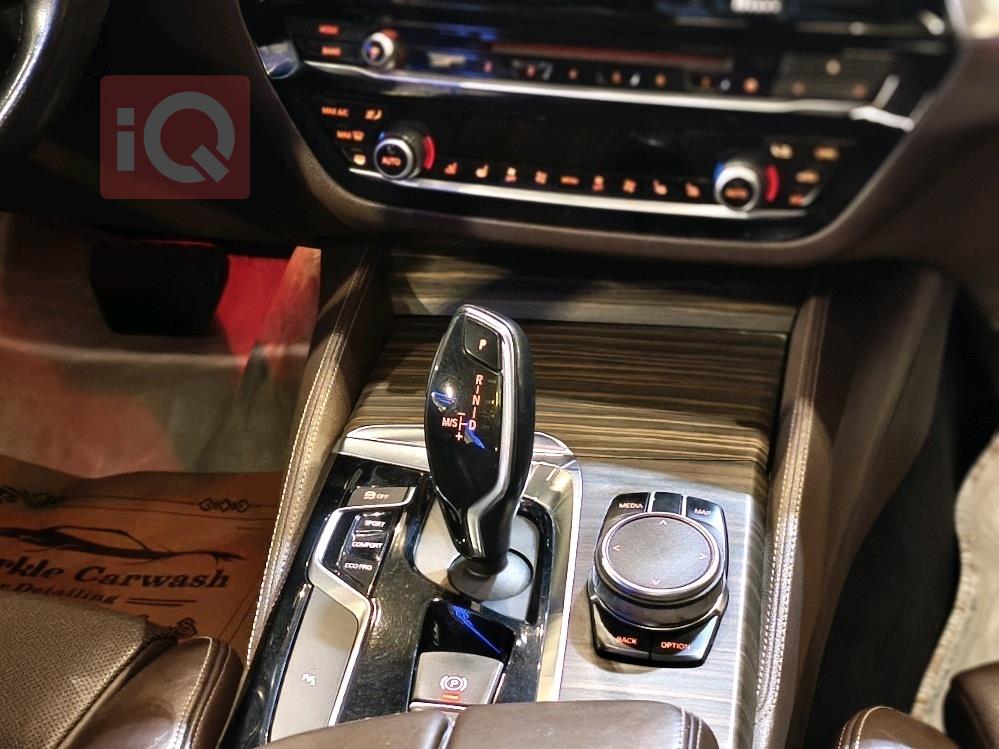 بي ام دبليو الفئة 5